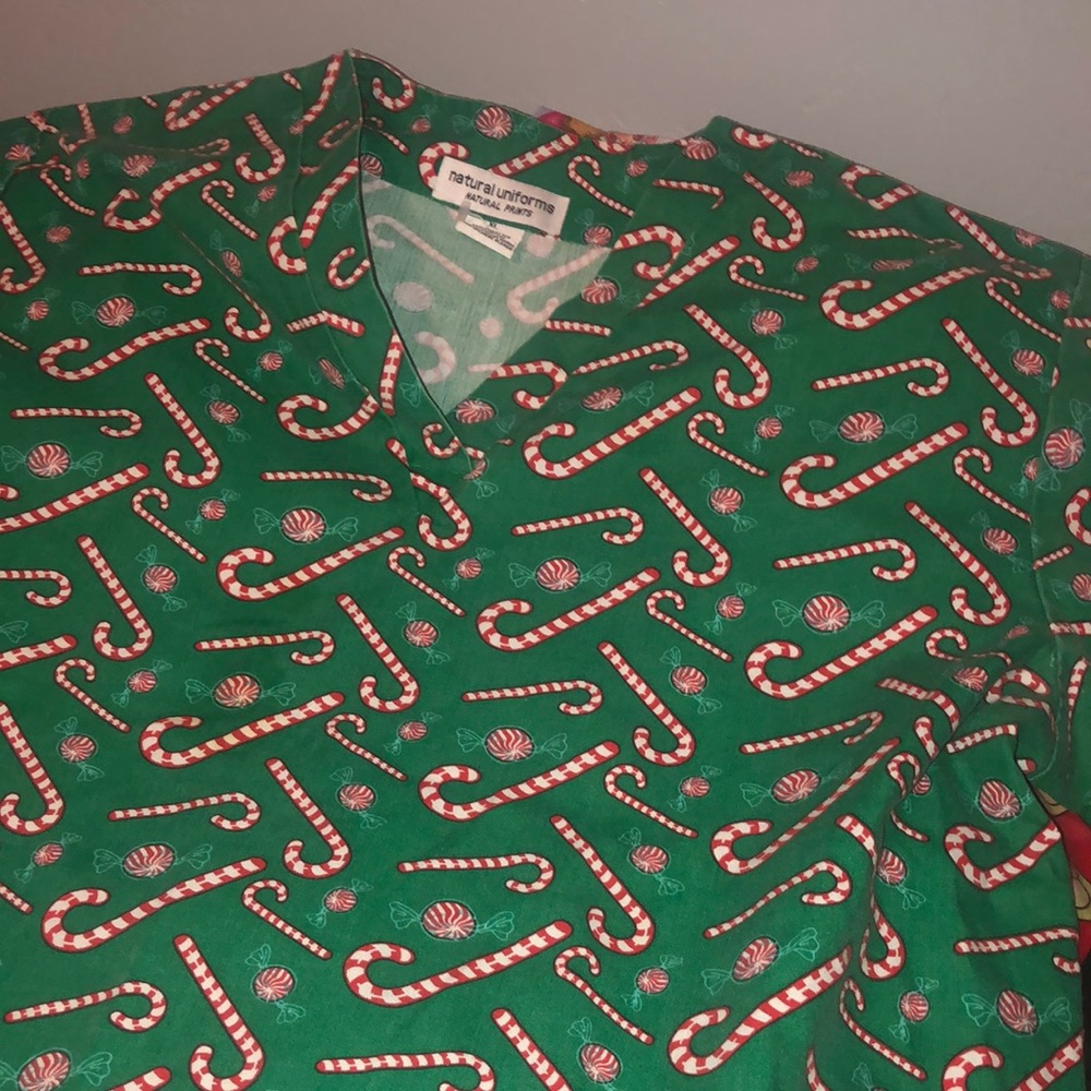 Scrub top